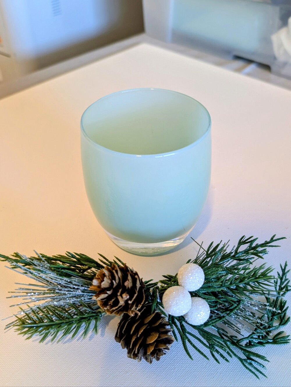 Glassbaby votive Seafoam Green NWT